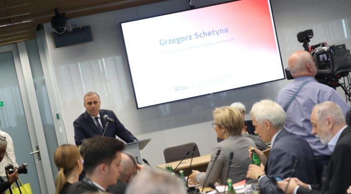 Jak odbudować pozycję Polski na świecie